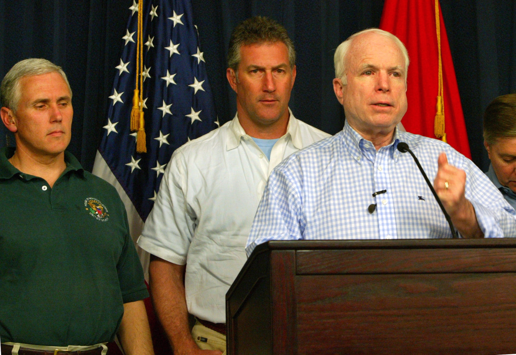 Mike Pence (background) with John McCain, 2007